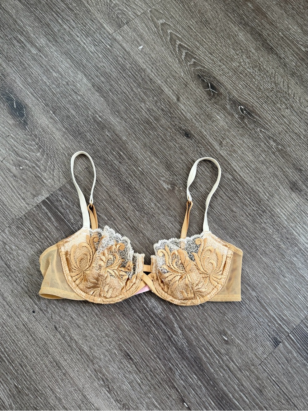 Victoria's Secret Gold Lace Embroidered Underwire Bra